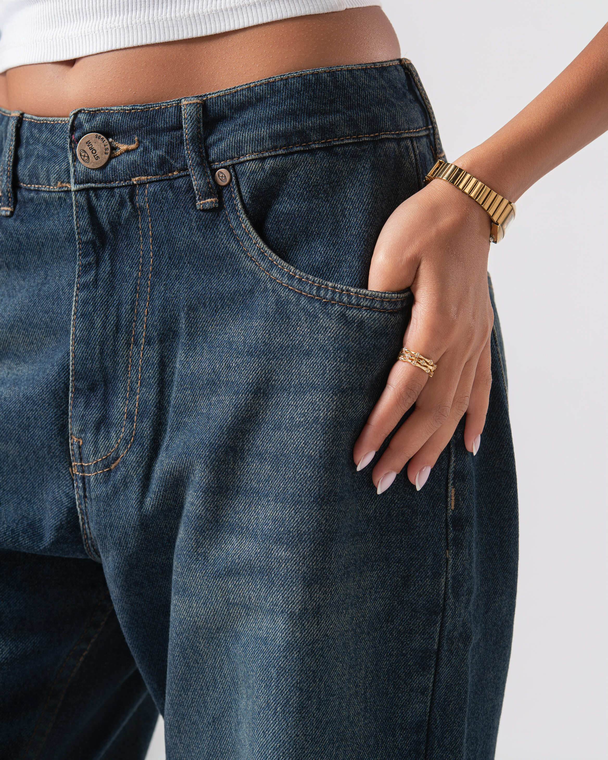 DARK BLUE JEANS