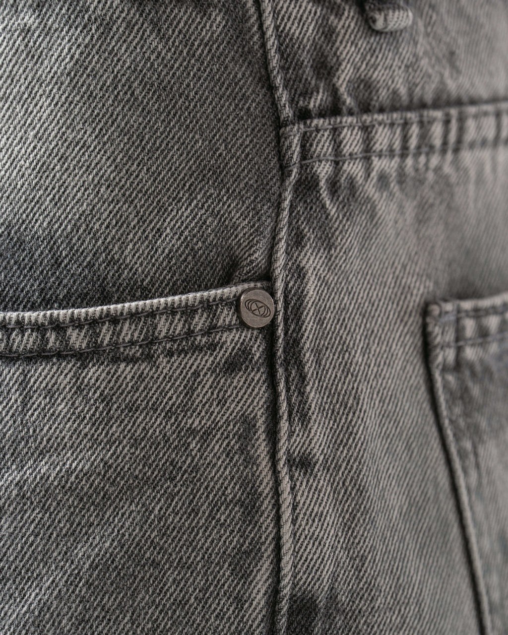 SMOKE GREY JEANS