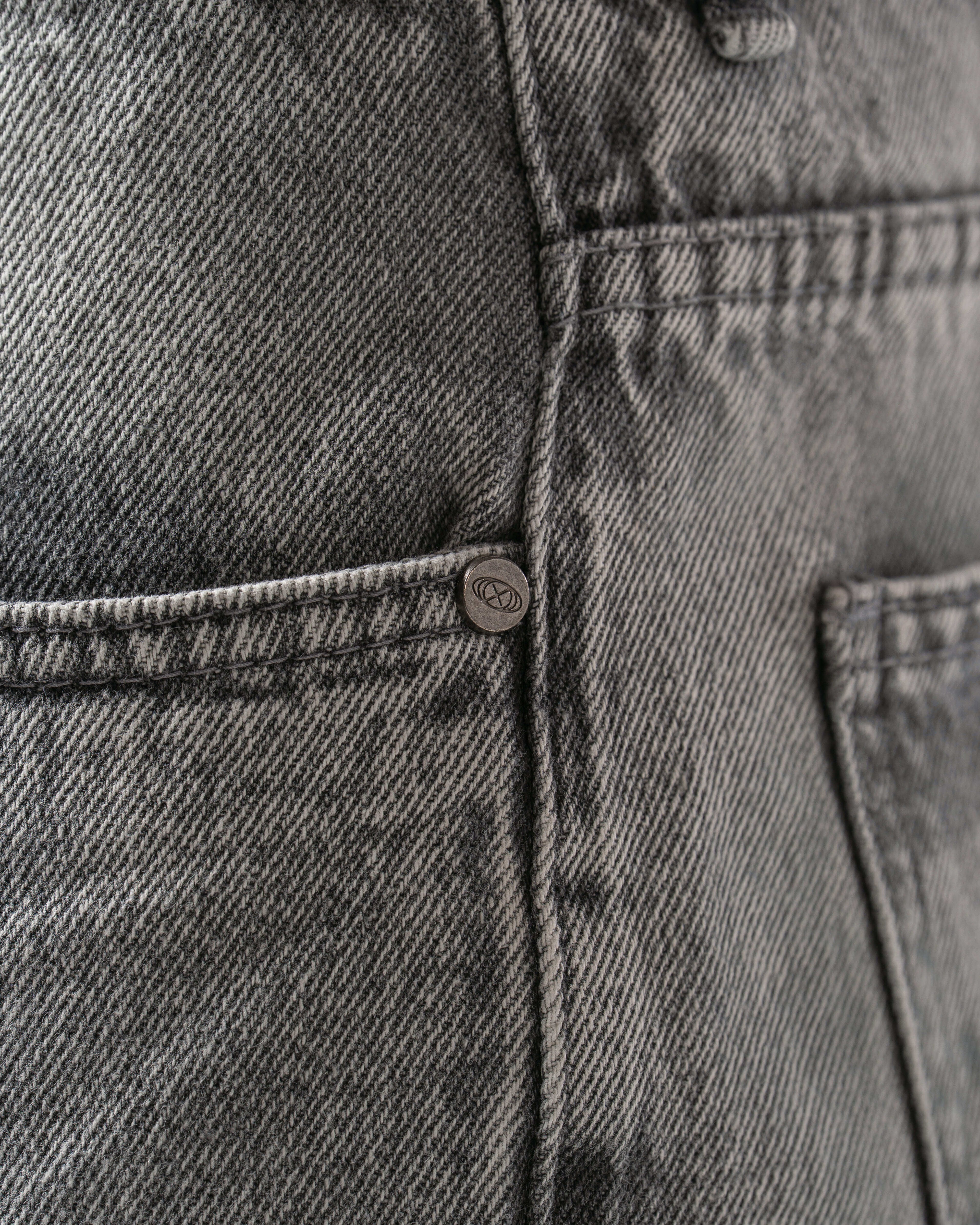 SMOKE GREY JEANS