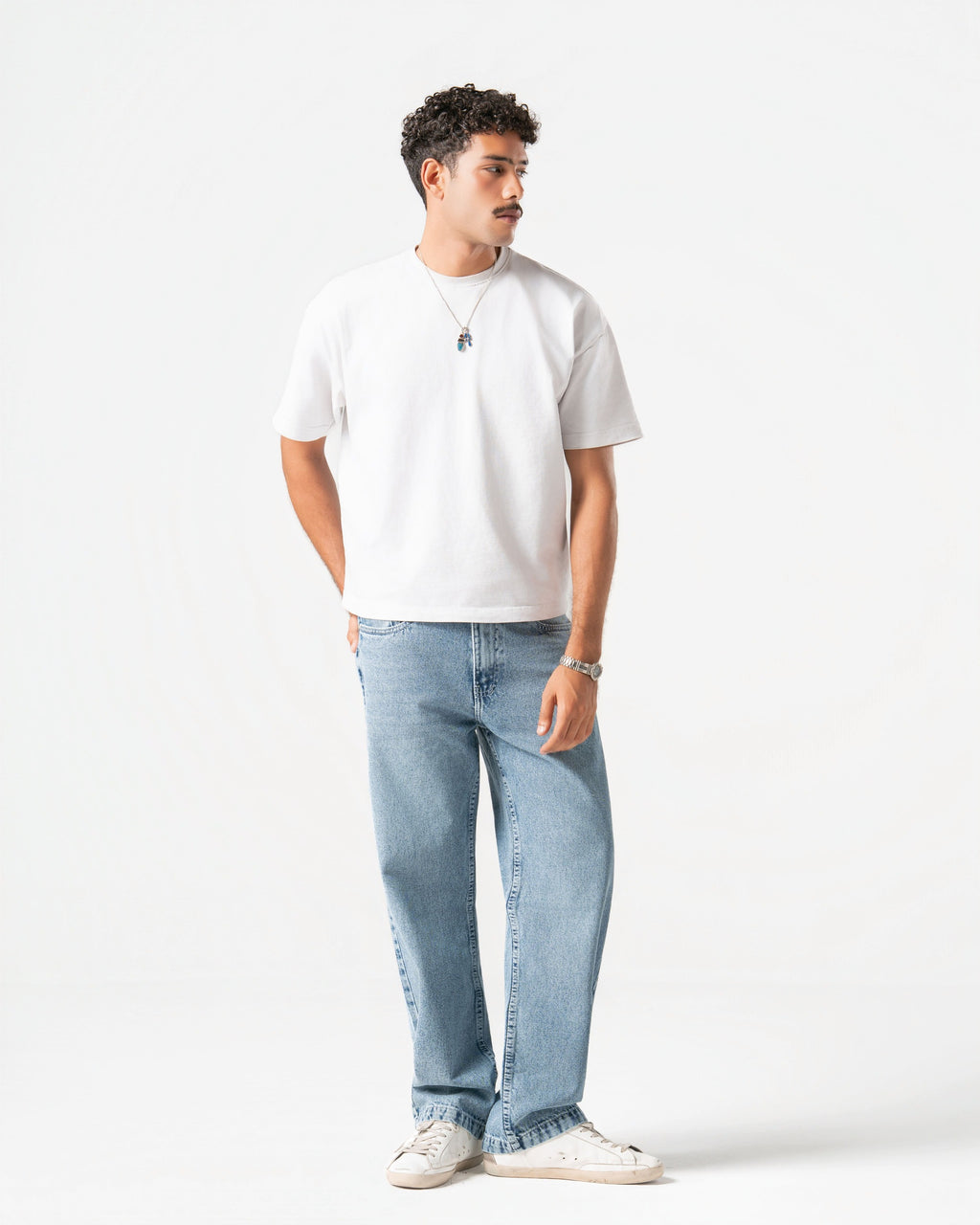 LIGHT BLUE JEANS