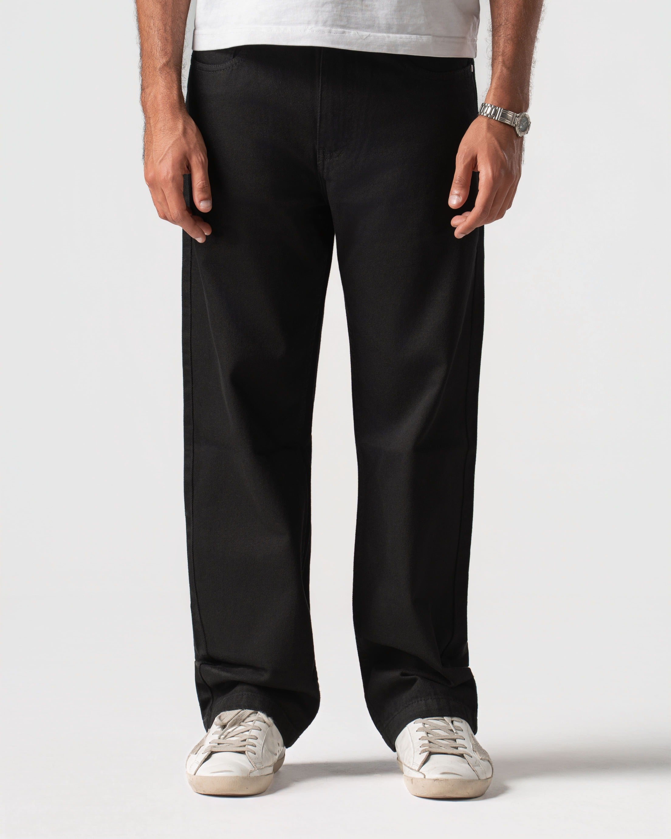 BLACK JEANS