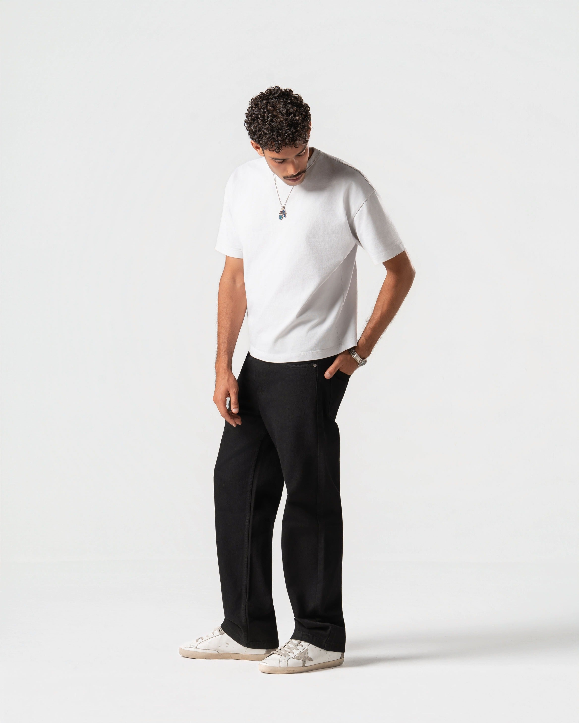 BLACK JEANS