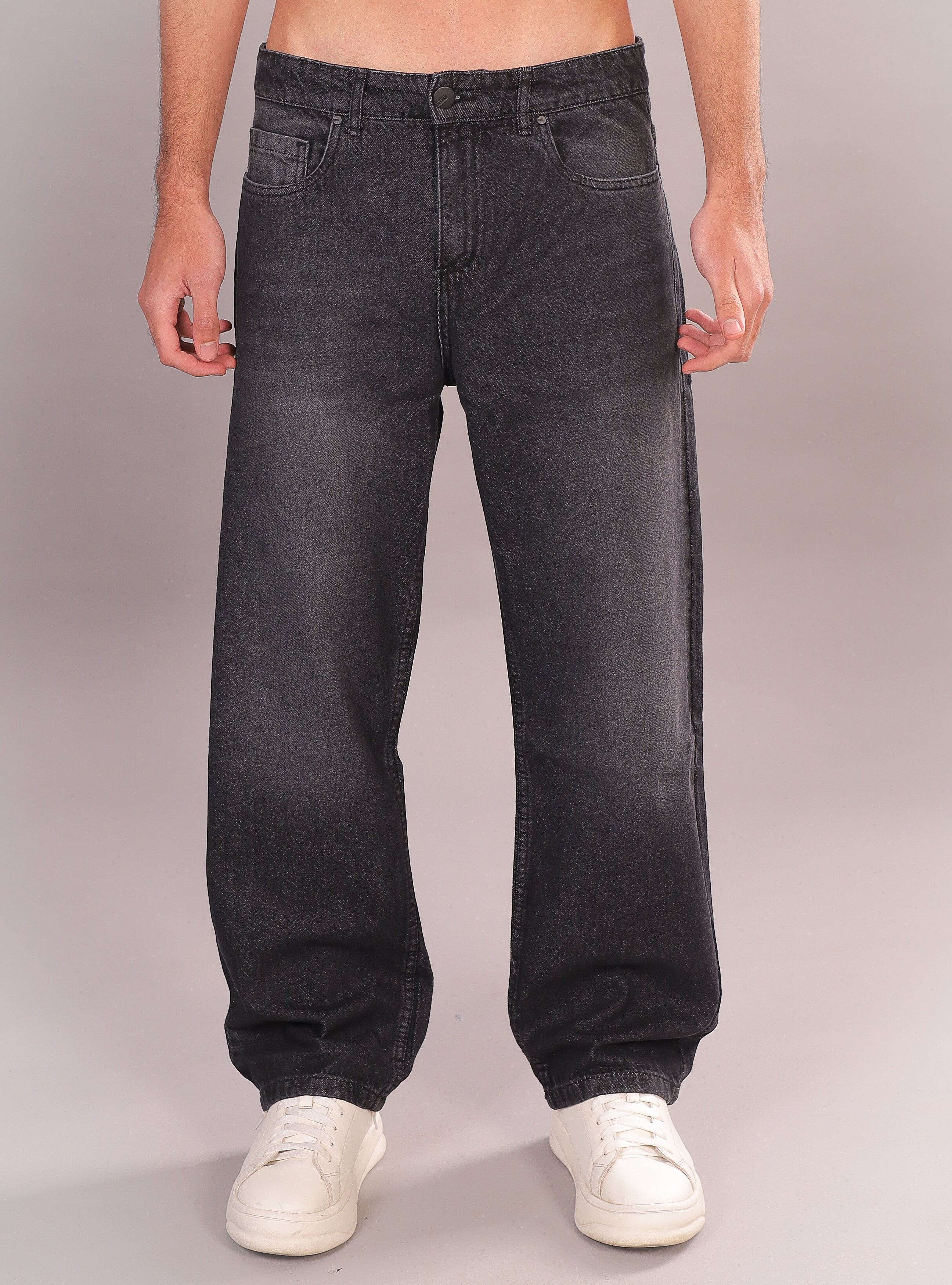 THE WASHED BLACK DENIM