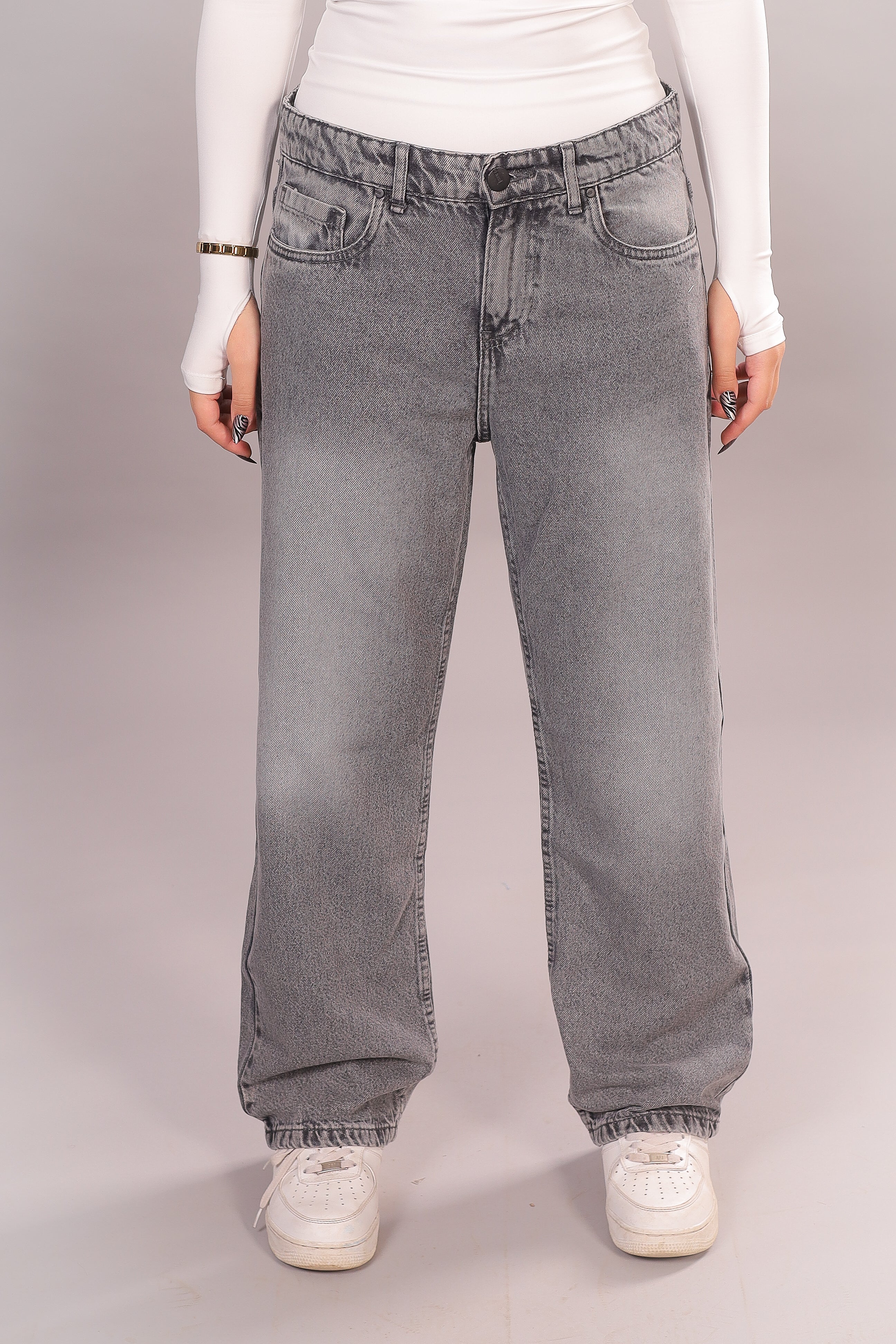 THE LIGHT GREY DENIM