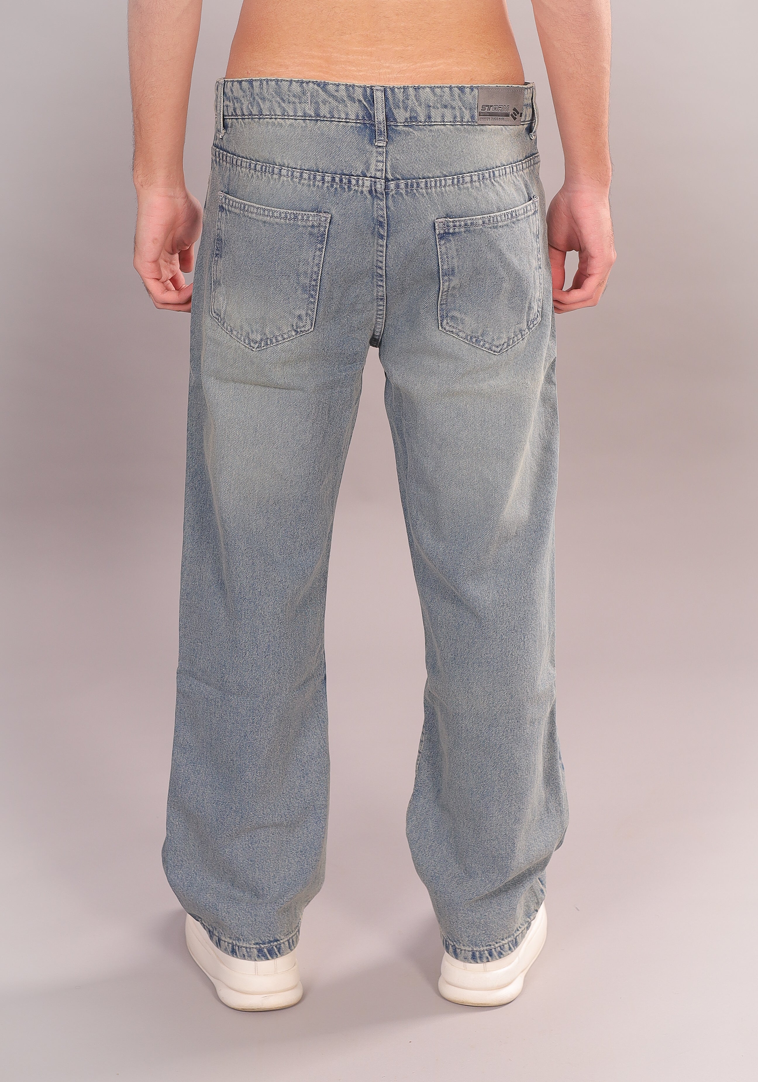 THE DIRTY BLUE DENIM