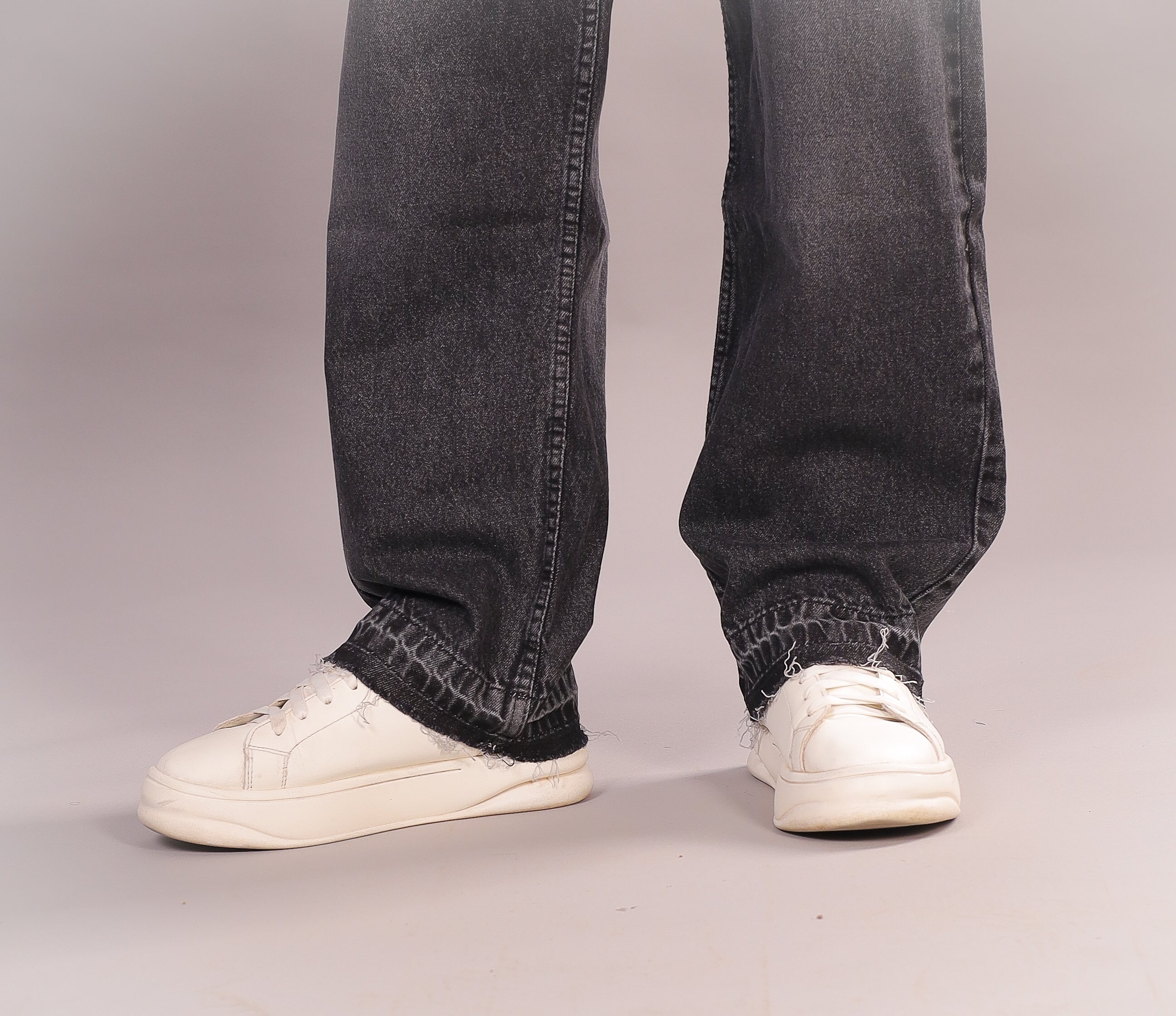 THE BLACK  FLARE DENIM